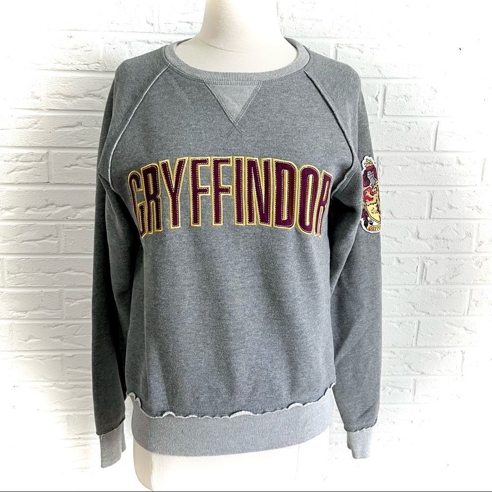 Harry Potter Universal Studios Gryffindor Sweatshirt